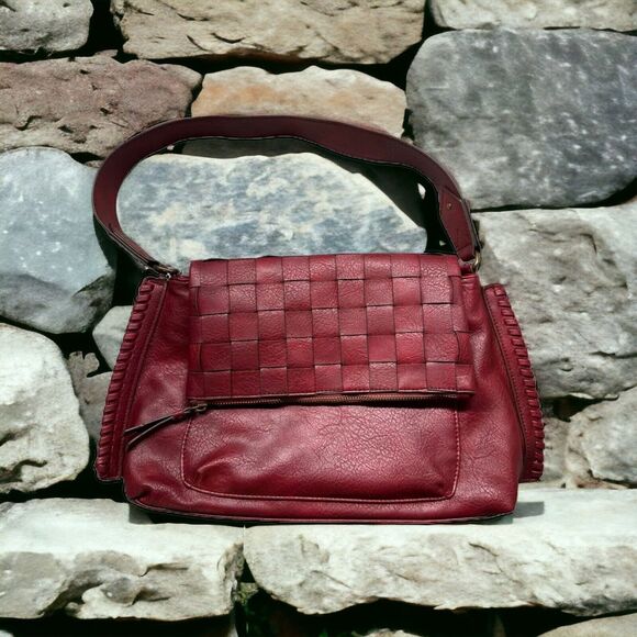 Woven Maroon Wine Burgundy Time Tru Heidi Flap Shoulder Hand Bag Leather Like - Picture 1 of 12